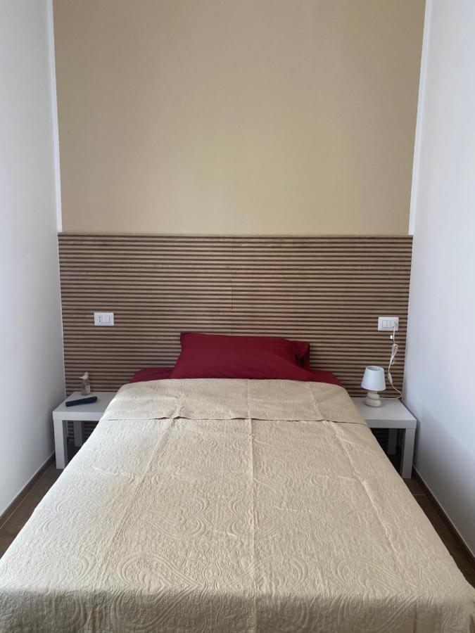 Ludo'S Rooms Кальяри Экстерьер фото